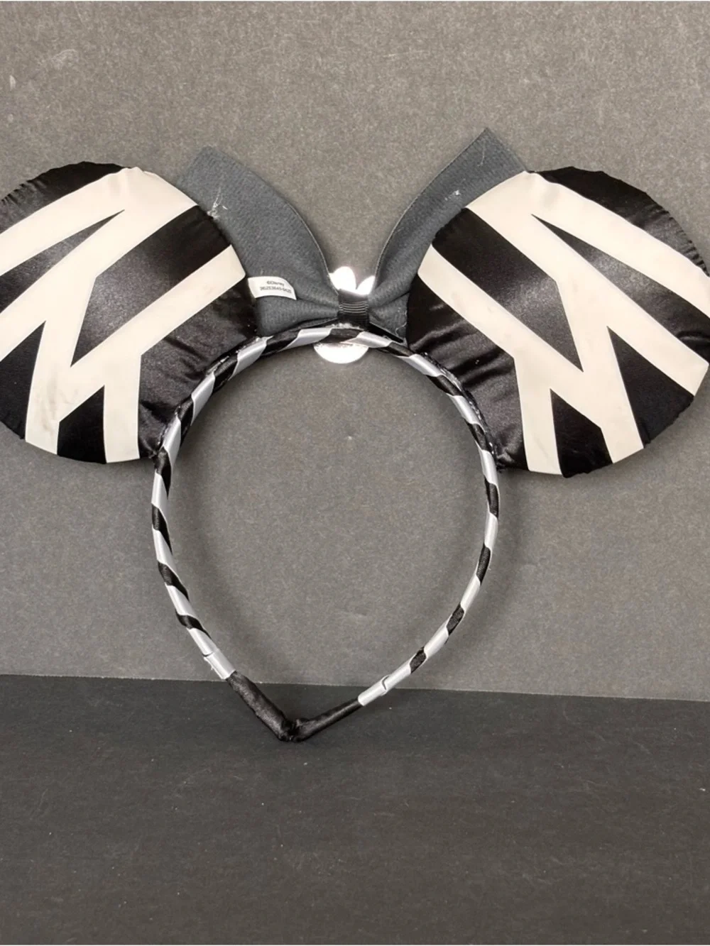 Disney Halloween Minnie Mouse Ears Headband Mummy Limited Edition 2024